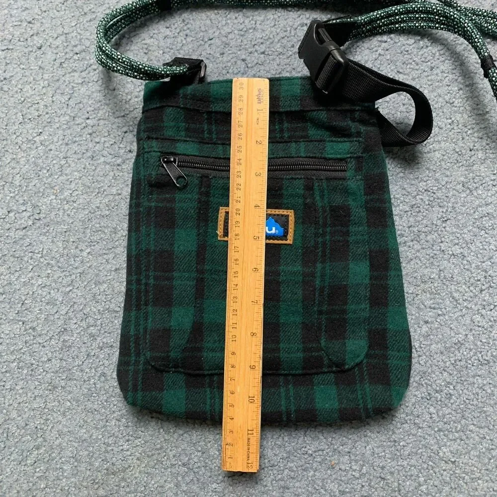 KAVU Keepalong Rope Crossbody Bag Green & Black Plaid Party Outdoor Preppy